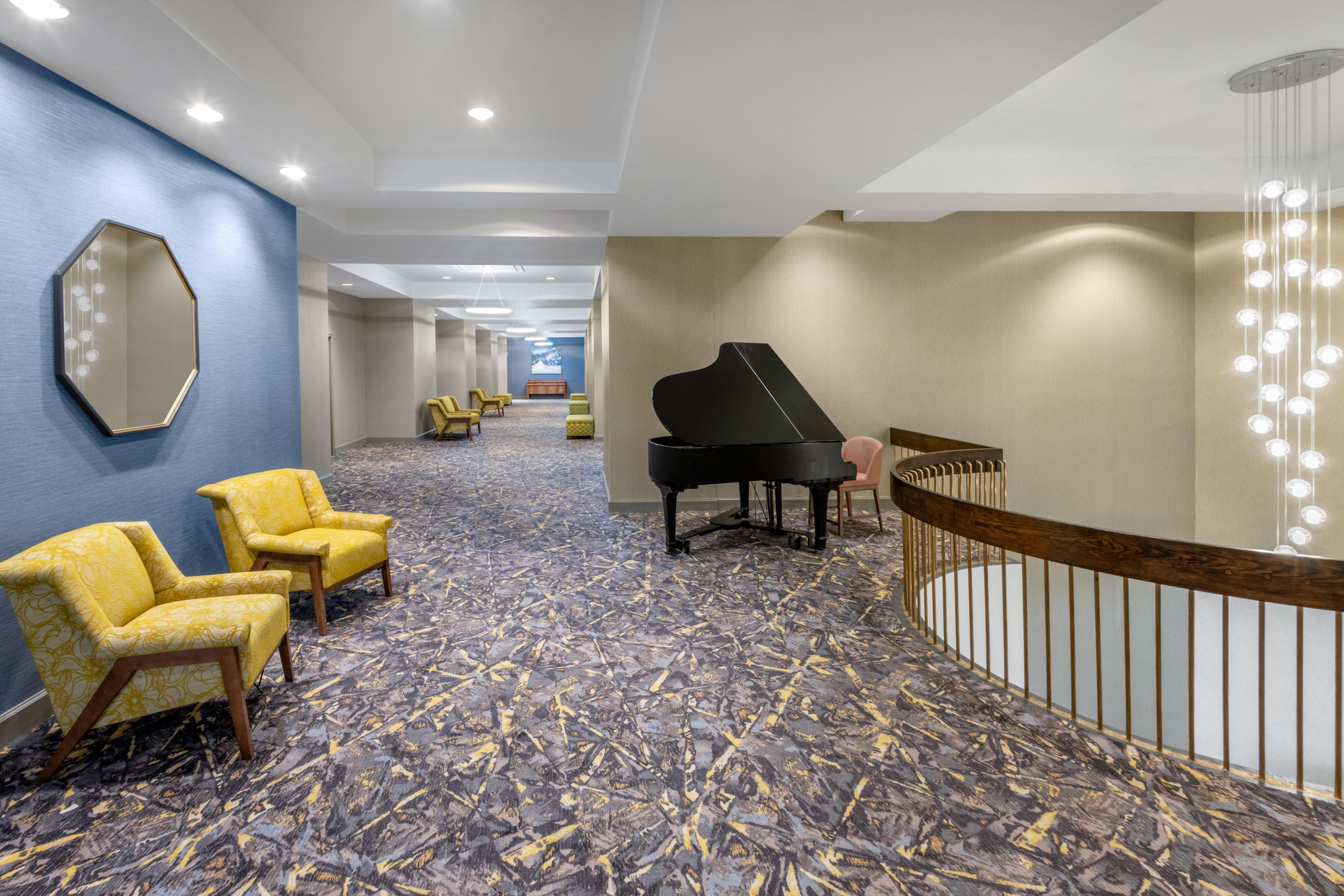 Holiday Inn & Suites Pittsfield-Berkshires, An Ihg Hotel Bagian luar foto